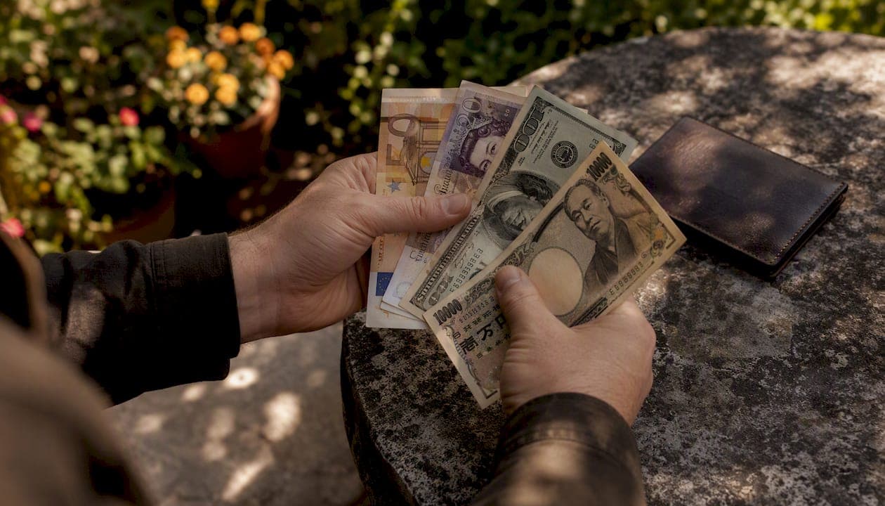 Multi-currency payments: a practical guide for UK businesses