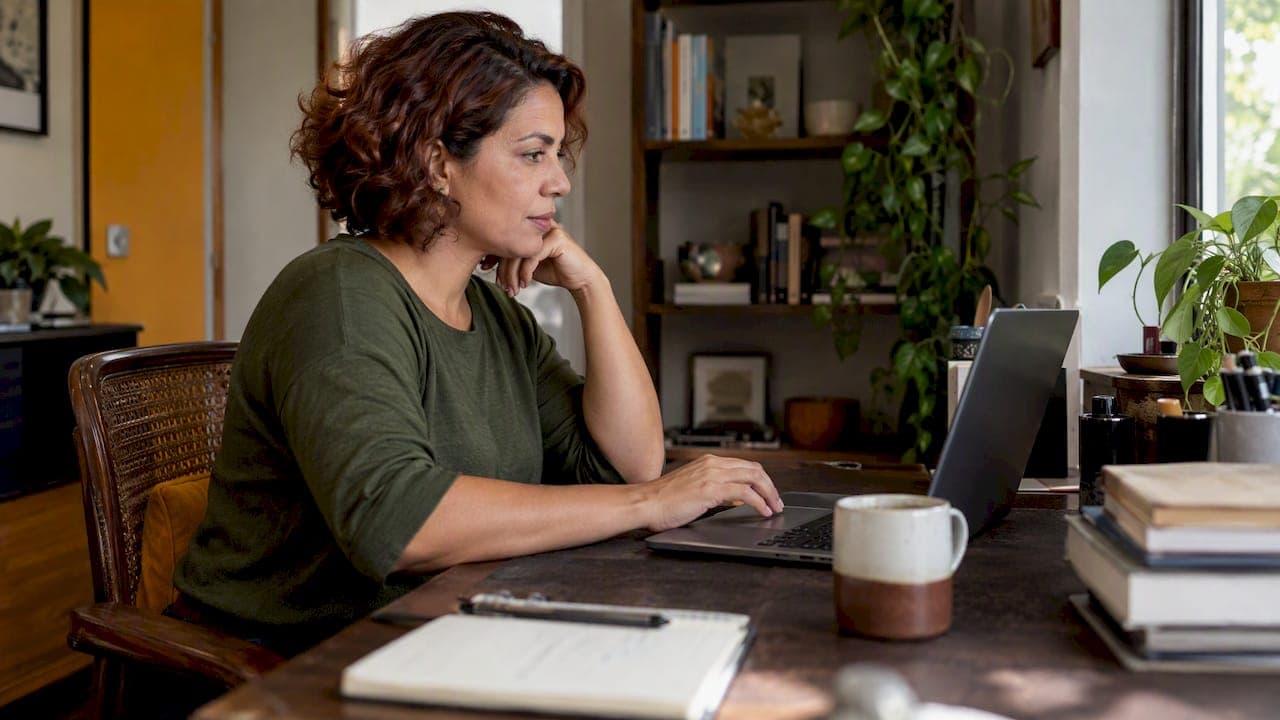 Analytics de vendas digitais: o que medir do clique à compra
