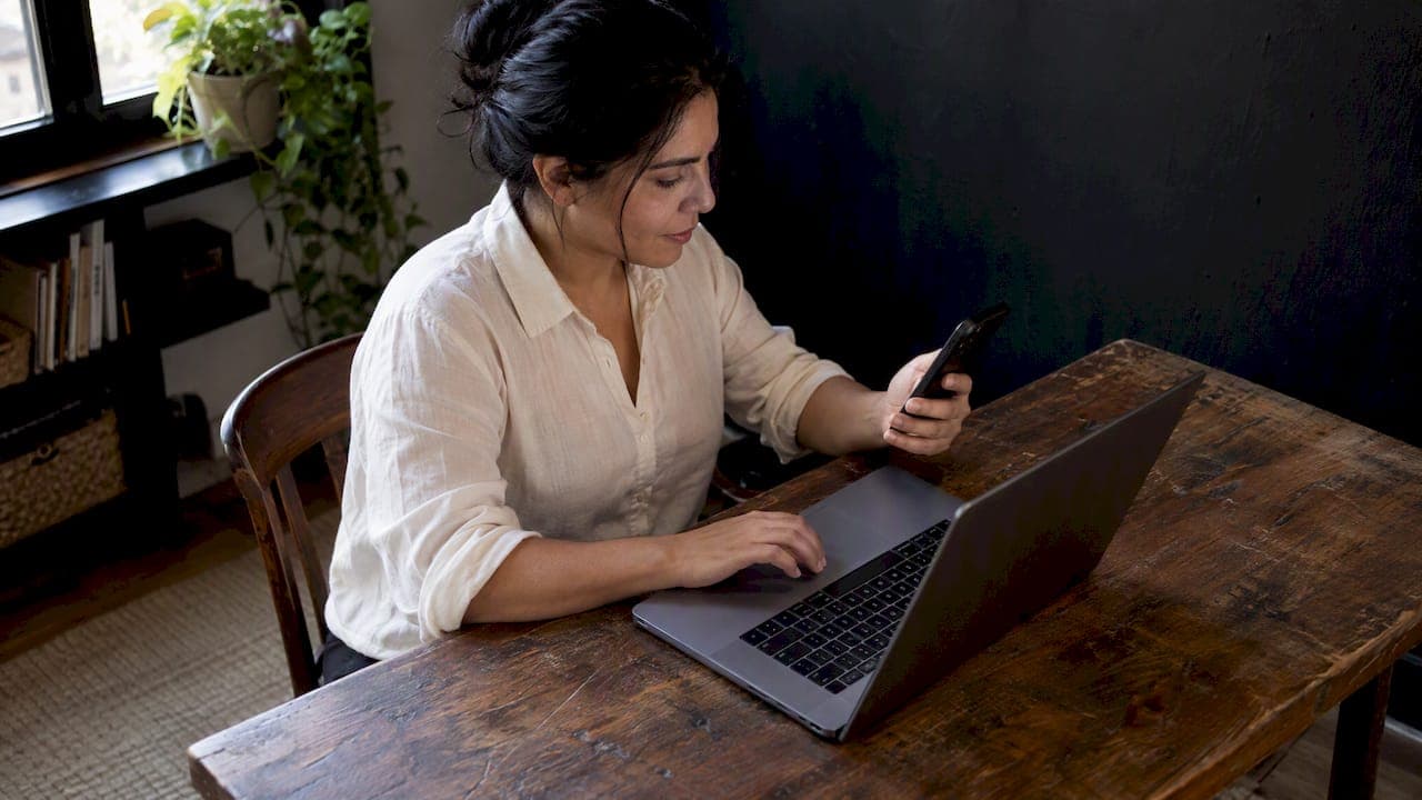 Restricción por dispositivo en cursos online: guía para creadores